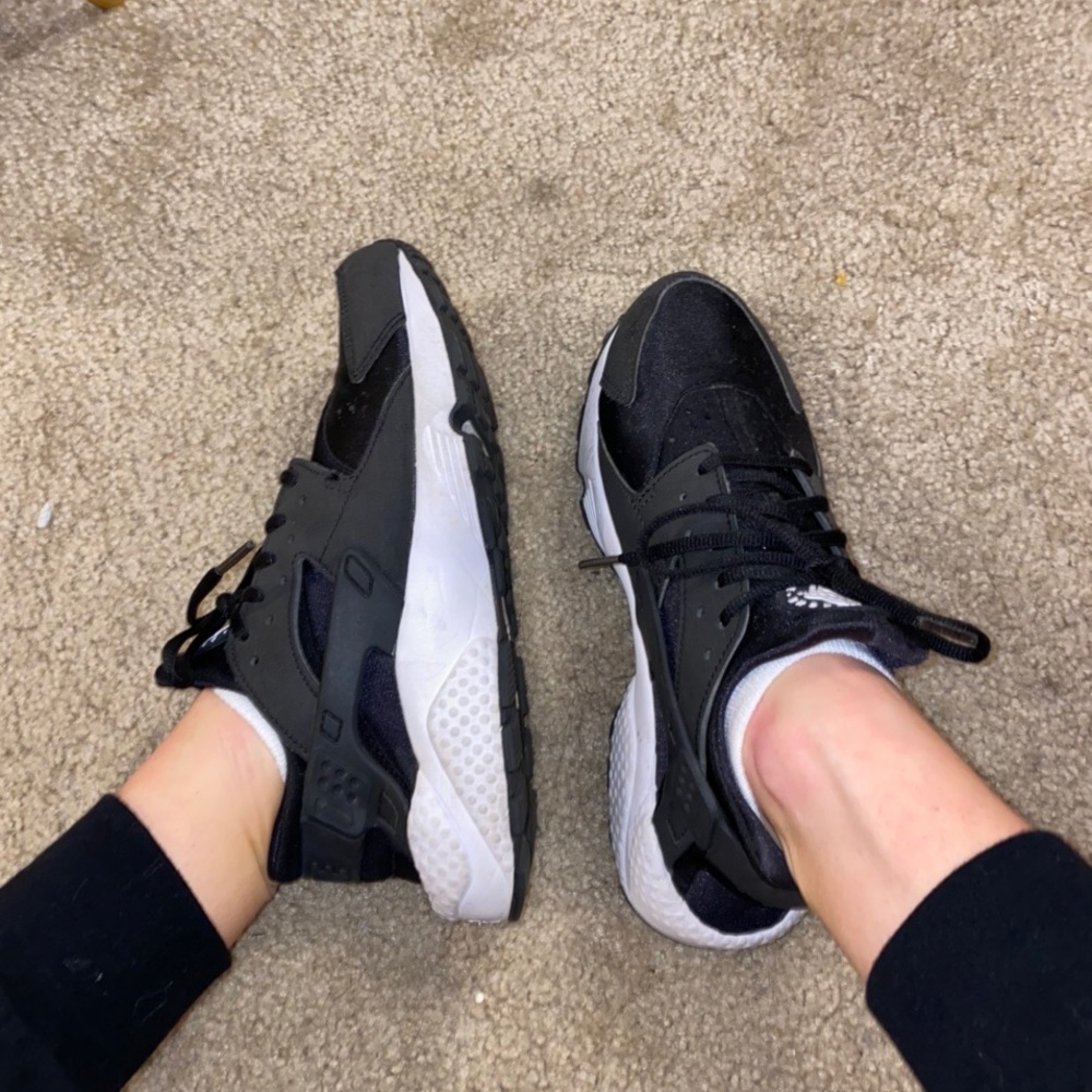 Nike black haurache sneakers
